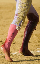 Perera sangró abundantemente. (Foto: Javier Arroyo)