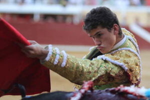 Luque paseó un merecido trofeo. (Foto: Berho)