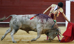 Juan del Álamo, con el sobrero que hizo segundo. (Foto: Almero)