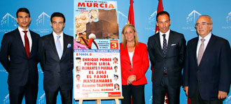 Plantel de figuras por los afectados en el terremoto de Lorca