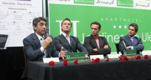 José Ignacio Ramos, Antonio Ferrera, Victorino Martín, Tomás Entero y el concejal de Hacienda.