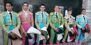 Los seis actuantes del festejo.