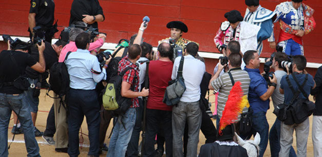 Máxima expectación y mucho viento