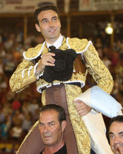 Ponce sale a hombros en Murcia