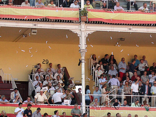 En Las Ventas llovieron "tweets" en apoyo a la Fiesta