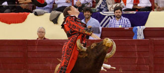 Dramática cogida al banderillero Francisco Freire