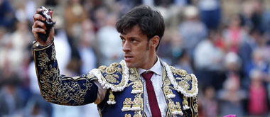 Serio toque de atención de Antonio Nazaré en Pamplona