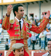 Cerezos, profeta en su tierra