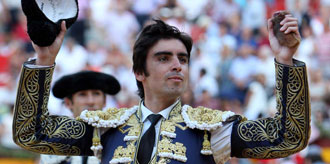 Perera y Rafaelillo, una oreja para cada uno en Murcia