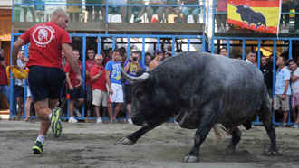 Corbatero llena Petrés