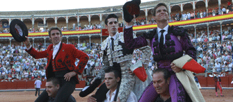 Hermoso, Juli y Talavante, a hombros en Salamanca