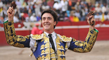 El Capea hará temporada en España y será apoderado por la empresa Eventauro