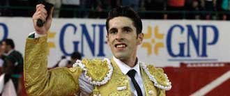 Talavante y Saldívar, a oreja por coleta en Guadalajara