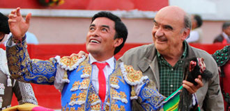 Rafael Ortega corta un rabo en su adiós de Irapuato