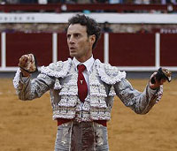 Finito impone su toreo caro en Brihuega