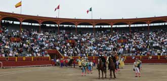 Postergan el arrendamiento de la plaza de toros de Acho