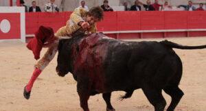 Así de recto se tiró a matar Leal a su segundo. (Foto: Daniel Chicot)
