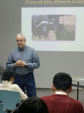 Miguel Ángel Moncholi acerca la tauromaquia a China