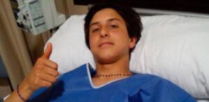 Roca Rey, antes de recibir el alta hospitalaria.