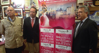 Granada, con carteles