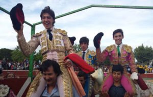 Los novilleros, a hombros en Las Matas.