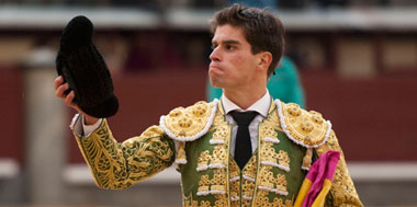 Pinar estrena apoderados