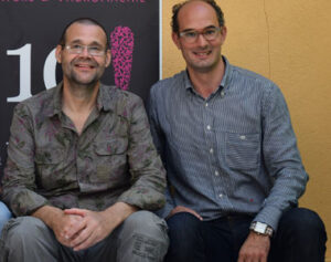 Philippe Aubert de Mollay (izquierda) con Jacques Olivier Liby, presidente del premio Hemingway.