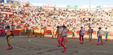 Morante, Manzanares y López Simón, cartelazo en Sanse