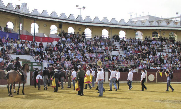 Buen ambiente y buen toreo en el festival de Ondara