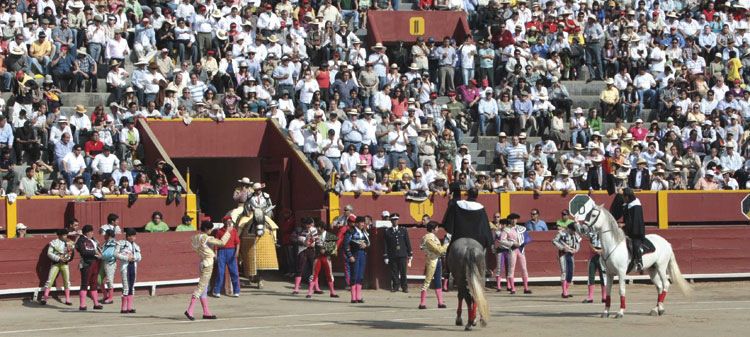 Plaza de toros de Lima