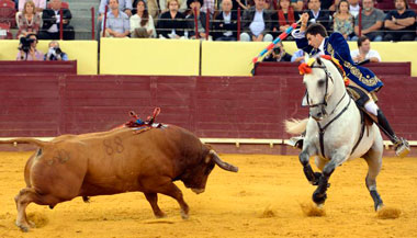 Buen toreo en el mano a mano dinástico en Campo Pequeno