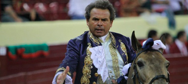 Joaquin Bastinhas, en la UCI tras sufrir un grave accidente