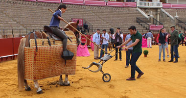Pagés lleva el toreo a las calles
