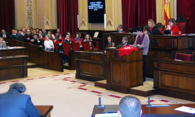 El Parlamento Balear se compromete a modificar la ley para prohibir los toros
