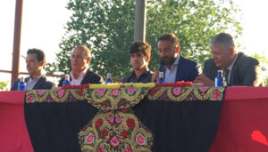 Imagen de la presentación de los carteles.