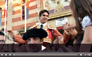 La suavidad de Castella y la ambición de Roca Rey triunfan en Beziers