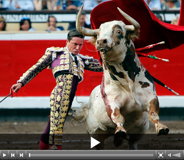 Urdiales, dos orejas de un Atrevido de vuelta en Bilbao