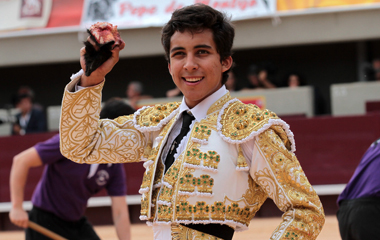 Valadez reaparece en Villaseca