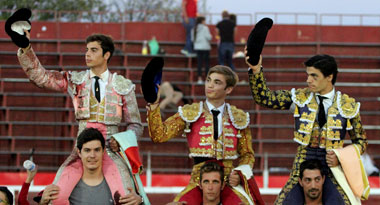 Novillos y novilleros, sobresalientes en Guadarrama