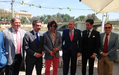 Morante y Padilla recogen los Trofeos doctores Vila