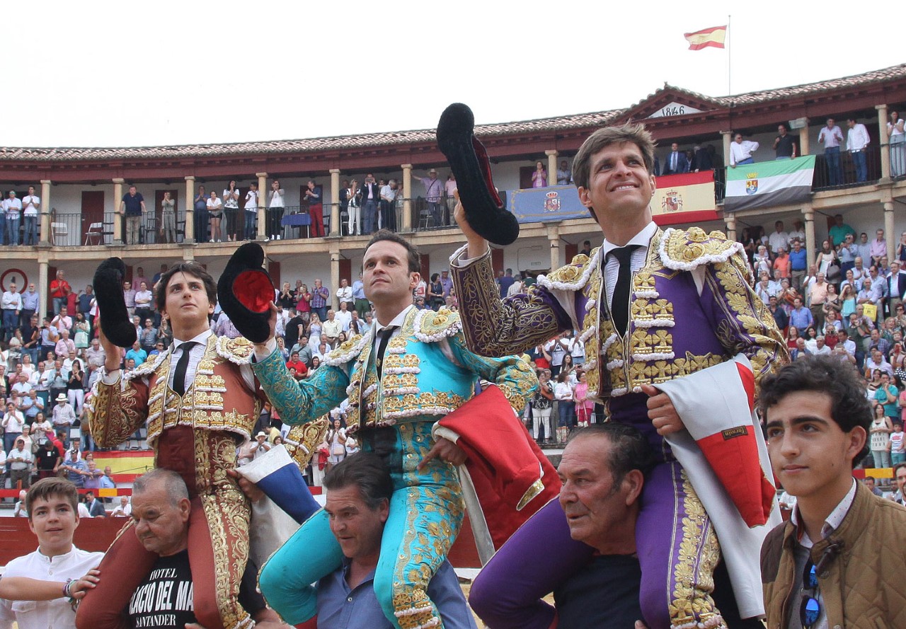 Cáceres quiere toros
