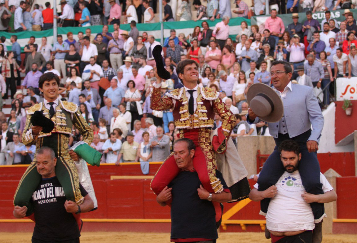 Un magistral Juli indulta a Jorguín, de Zalduendo, en Sanlúcar de Barrameda