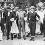 Gran cartel para 1944: Domingo Ortega, Victoriano de la Serna, Juanito Belmonte, Manolete, Antonio Bienvenida y El Andaluz.