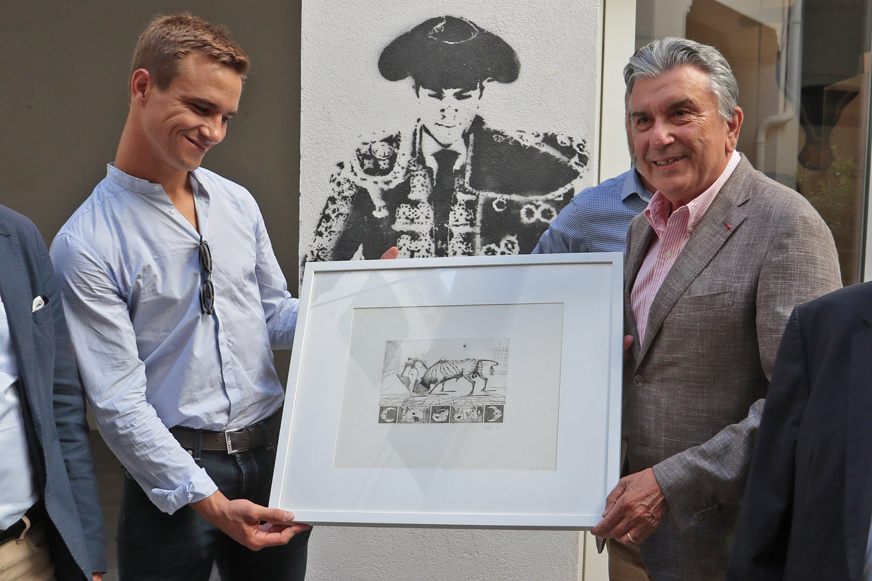 Juan Bautista cede al Museo de Nimes el vestido de su tarde en solitario en el coliseo