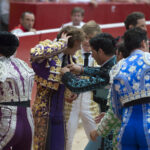 Tremenda voltereta de Román en Pamplona
