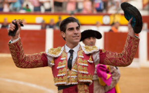 Pacheco con el único trofeo de la tarde en Calasparra