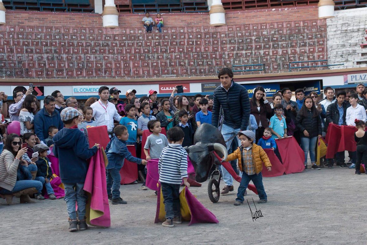 Actividad Fundación Víctor Barrio en Quito