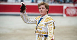 Borja Jiménez con el trofeo que logró en Azpeitia este mes de agosto