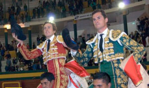 Triunfo rotundo de Luque y Román en RIobamba