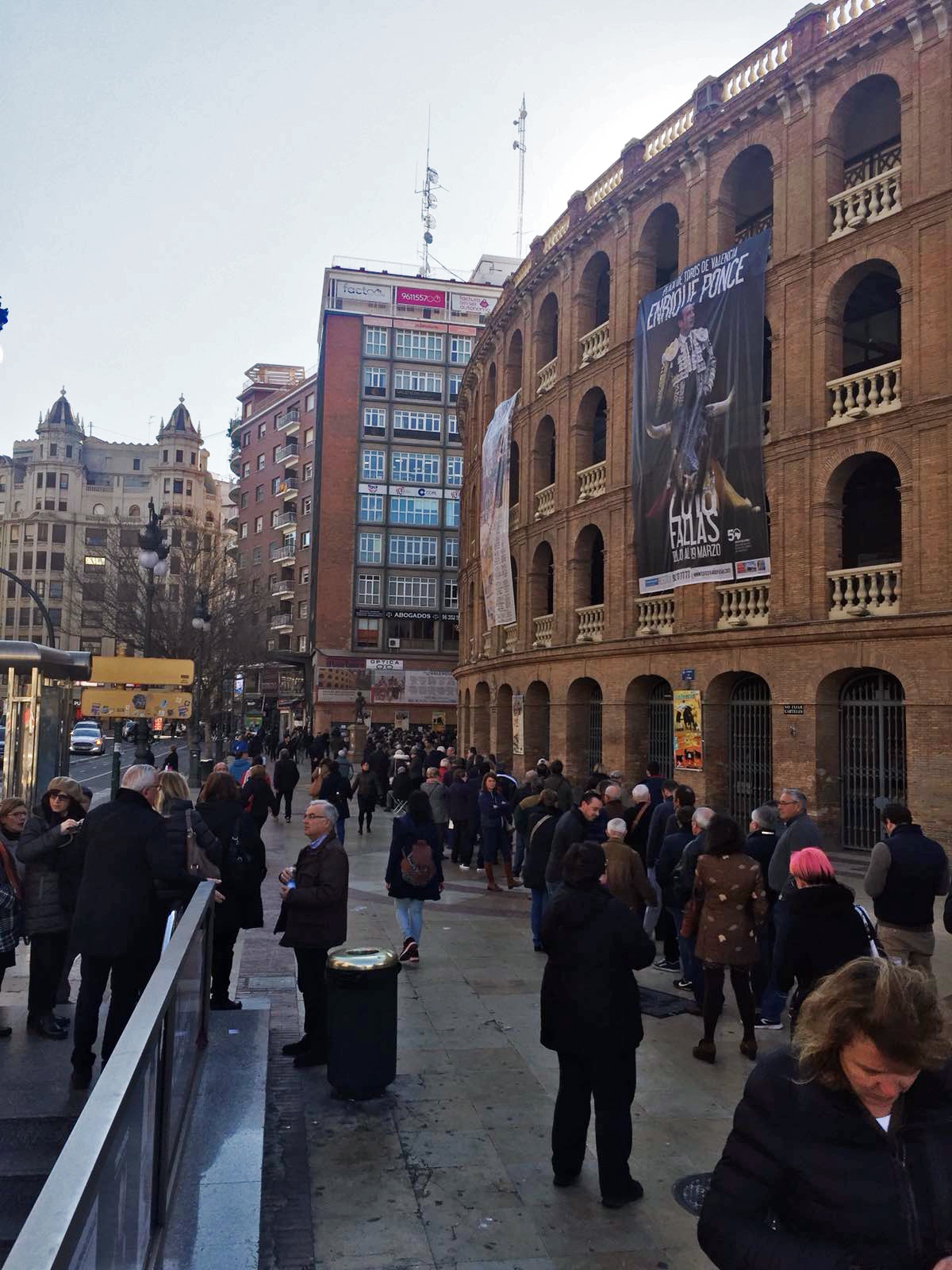 Colas en las taquillas de Valencia.